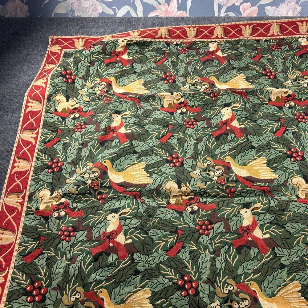 Renaissance Designs Woven Art Christmas Tapestry Tablecloth Woodland 55